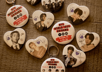 BTS ARIRANG world tour buttons